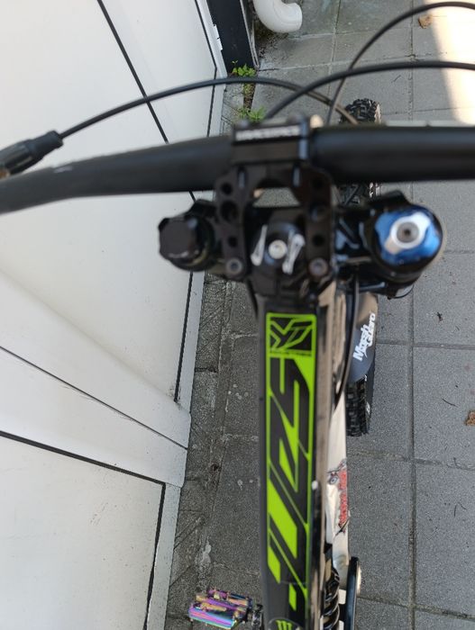 DH, Downhill bike YT Tues 2.0 comp