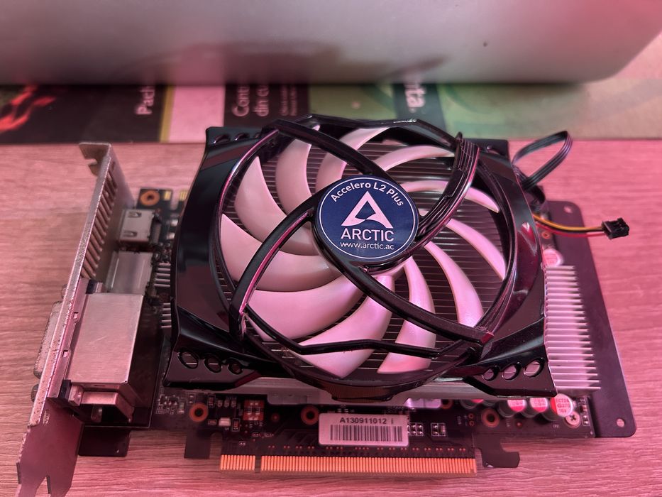 Placa video GTX 650 ti boost