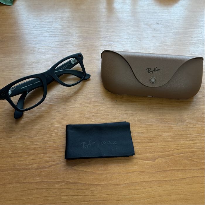 Ochelari Ray Ban Meta care Înregistrează