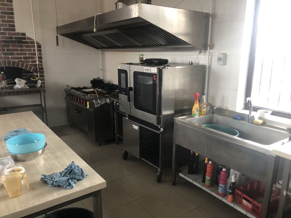 Inchiriez spatiu comercial Halchiu