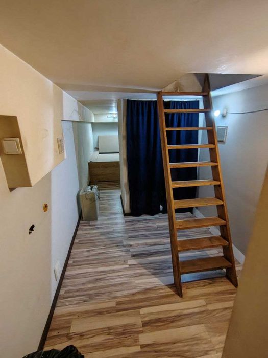 Продается квартира на Карасу-6 3/1/9 с подвалом и своим огородом