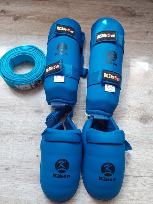 Комплект колани за карате син и червен