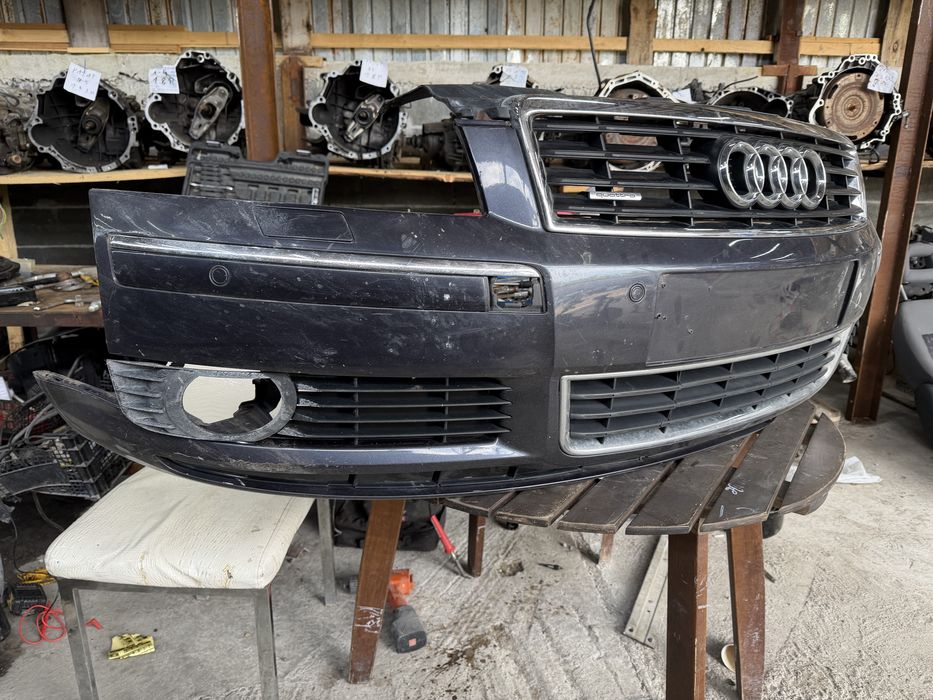 Брония от АУДИ А8 Д3 в външни забележки 2004 Г