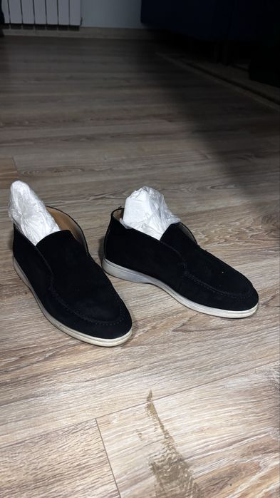 Лоро баленсиага кроссовки