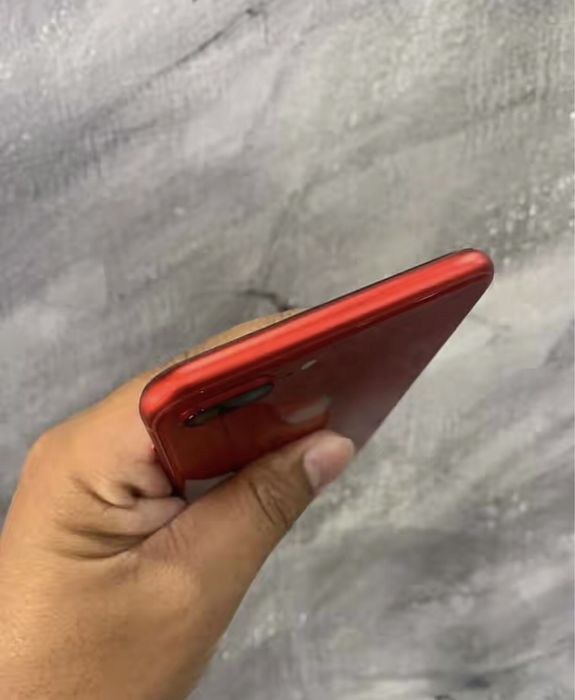 iPhone 8 Plus ёмкость (72% 64Gb) 35000