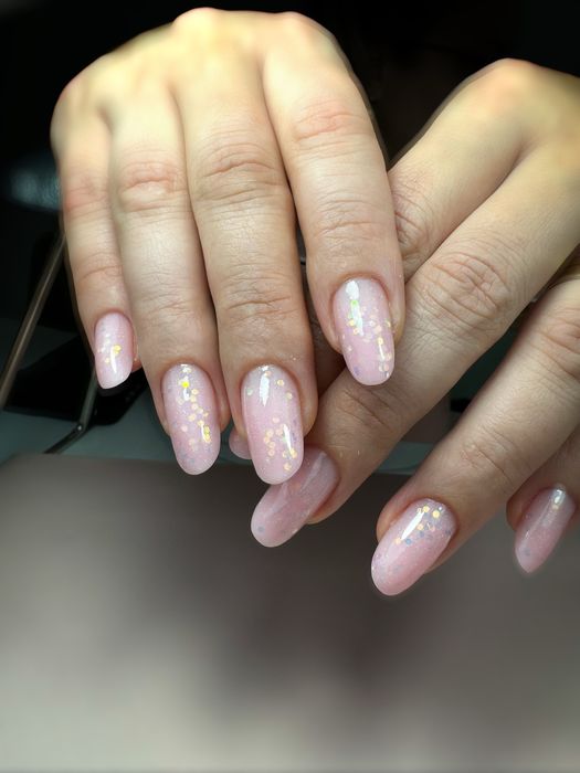 Unghii cu gel/ oja semipermanenta