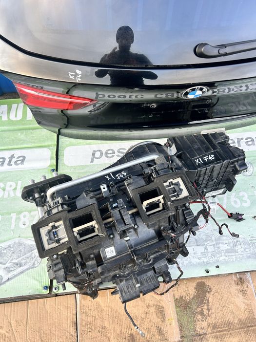 Carcasă aerotermă completă BMW X1 F48 volan stanga 2017