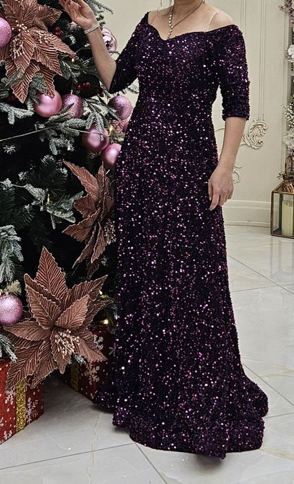 Платье вечернее с пайетками