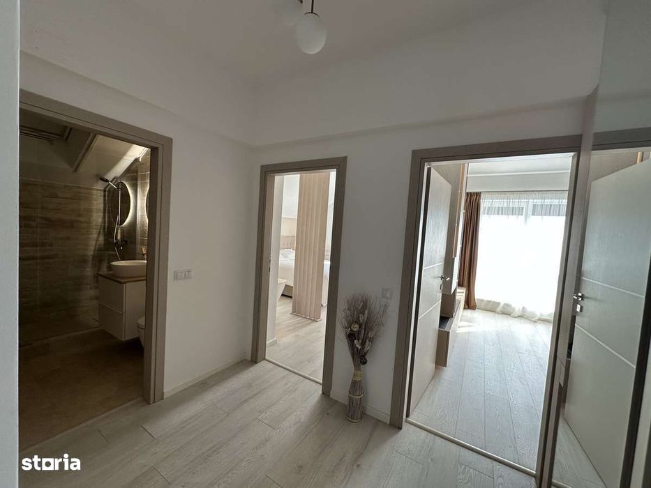 Apartament premium 3 camere PRIMA INCHIRIERE cu terasă, anexe, parcare