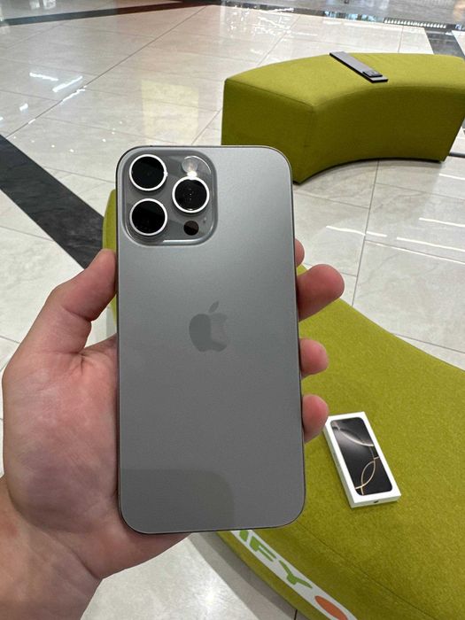 Iphone 16 pro max/512 GB/natural titan