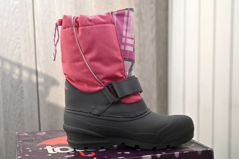 Непромокаемые теплые сапоги для девочки