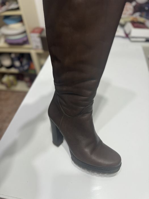 Cizme de piele cu toc