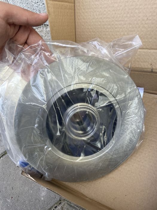 Тормозные диски на Ауди А4