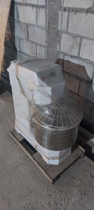 Тестомес продам в хорошие руки)