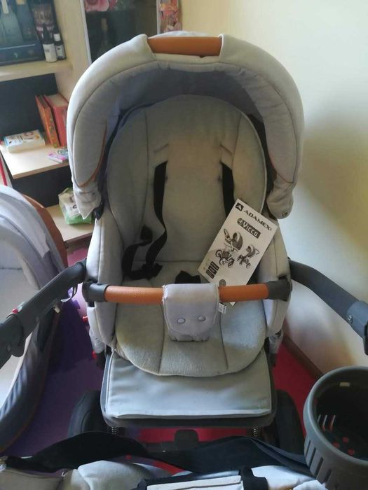 Бебешка количка Adamex употребявана за кратко, изключително запазена