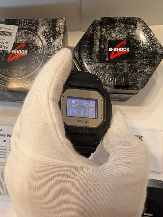 Промо! Casio G-Shock DW-5600FF-8E DW-5600BBMA-1ER часовник