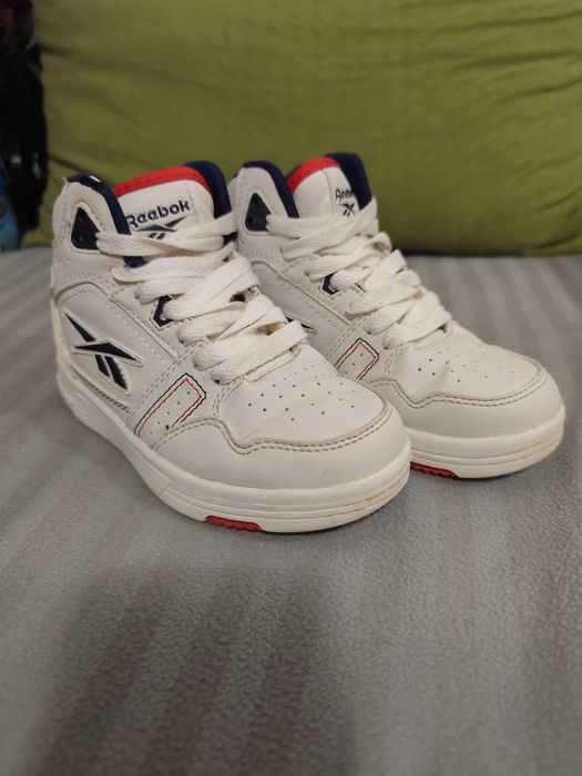 Reebok бели детски кецове 27.5