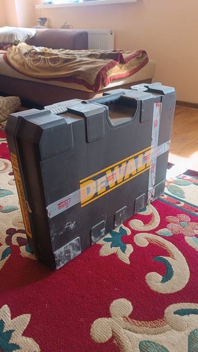 Перфоратор с кейсом