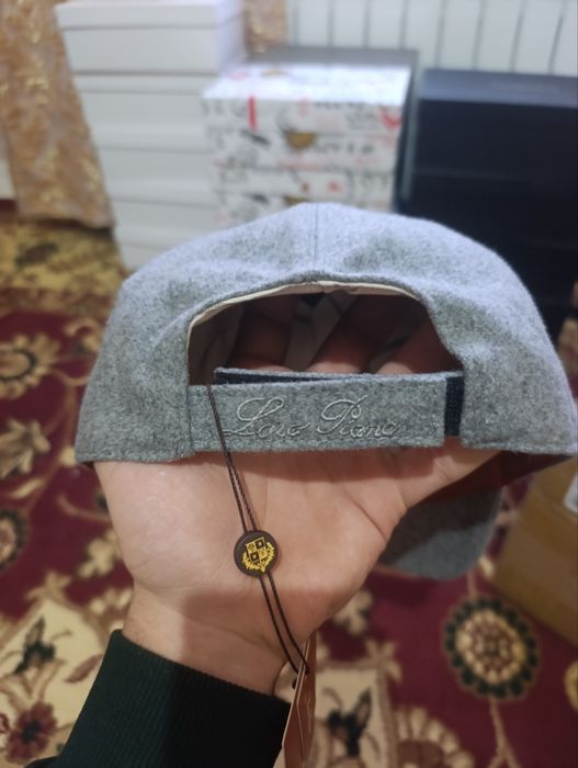 Loro Piano кепка