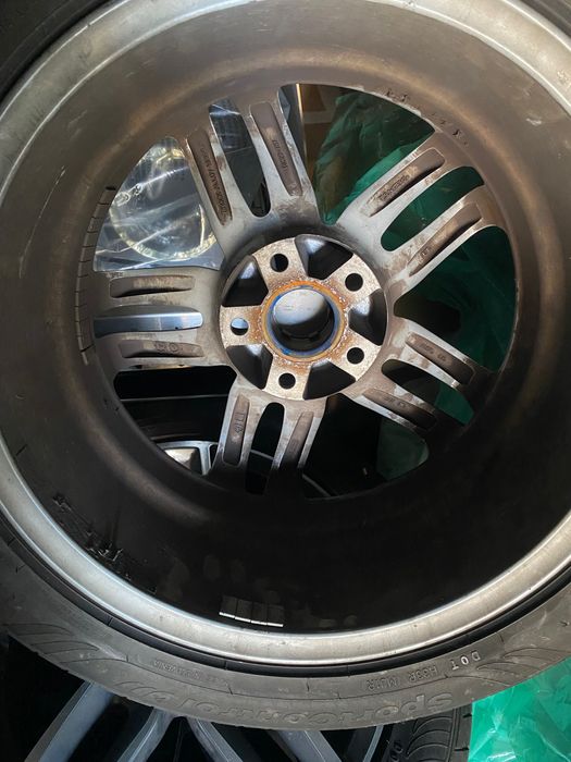 Джанти с гуми 215 55 17 от vw passat b7 и b8