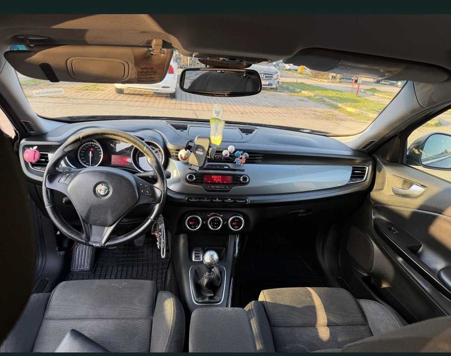 Alfa Romeo Giulietta/1.4 Turbo 170 CP/benzina/subwoofer