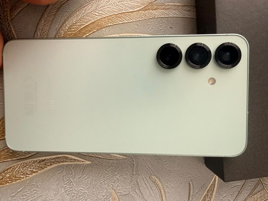 Продам Samsung S25