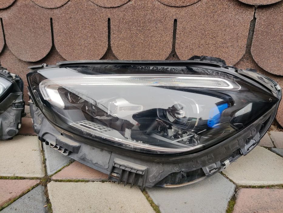 Far DIGITAL LIGHT Faruri stanga dreapta Mercedes C class W206 A2069064803 / A2069064703