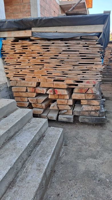 Vând cherestea de stejar uscata de 3 ani