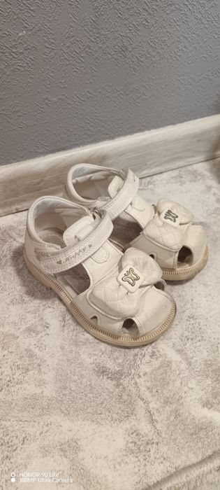 Отдам за фрукты обувь