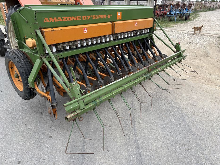 Semanatoare de paioase amazone D 7  super s pe discuri  3 metri