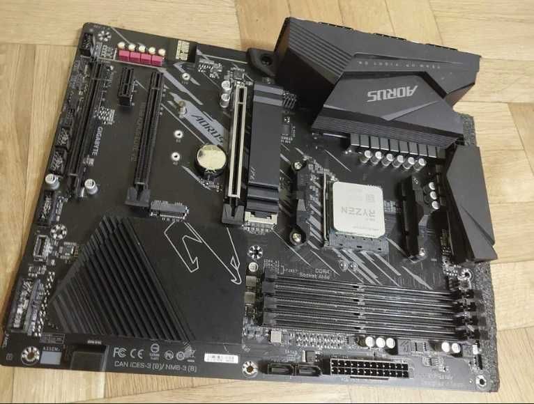 AMD Ryzen 9 5900X + Gigabyte B550 Aorus Elite V2