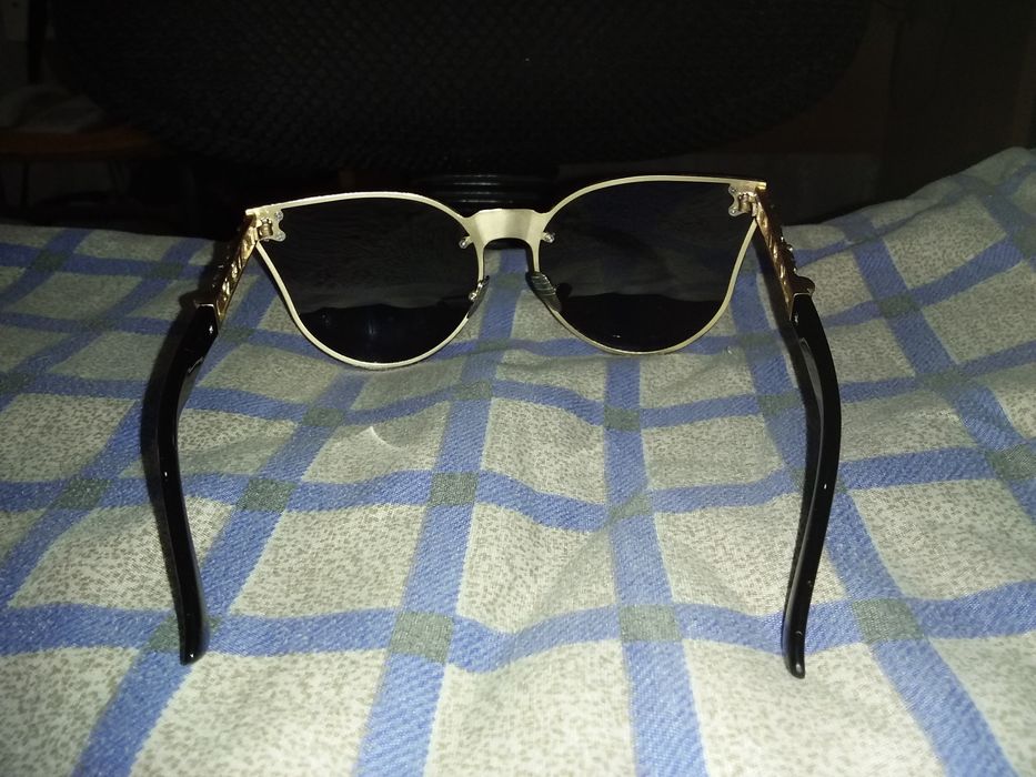 Стильные крутые оригинальные солнцезащитные женские очки