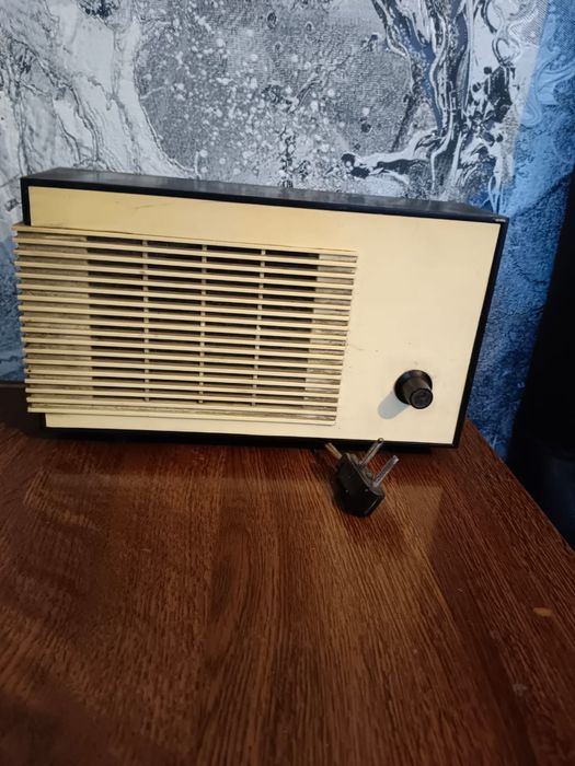 Продам магнитофон комета