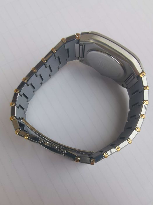 Продавам автентичен часовник Rado Anatom Jubile 152.0366.3
