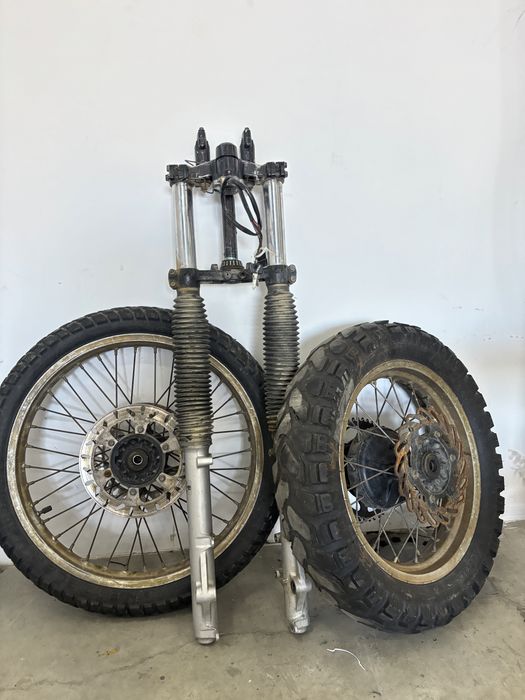 Super tenere piese   +  xtz 750  2500