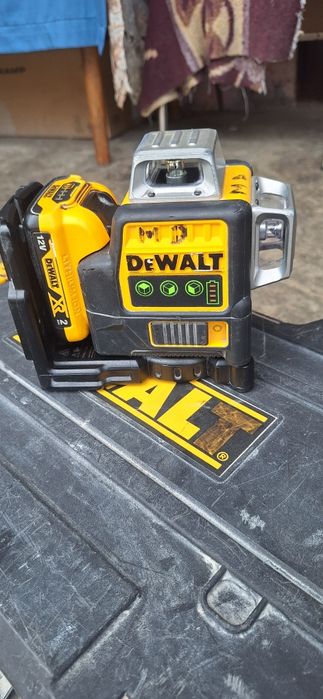Laser deWalt, undă verde