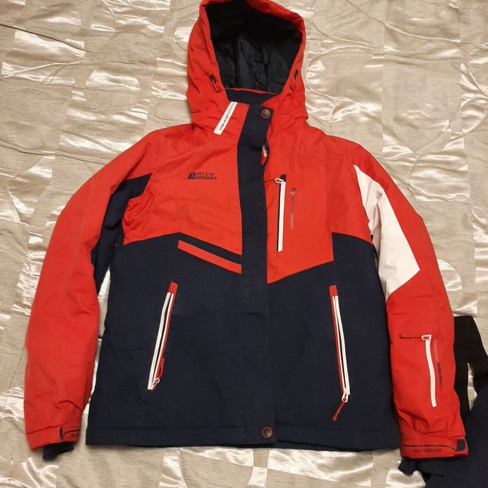 Продаю лыжный костюм