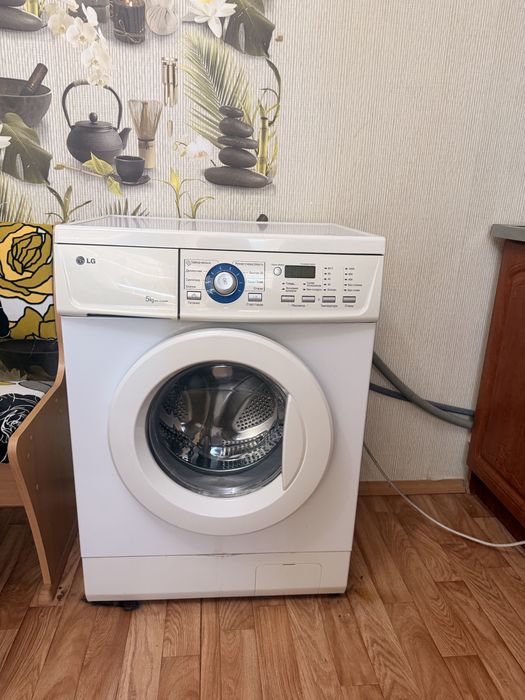 Продам стиральную машину