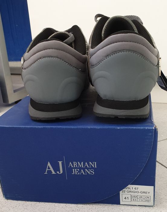ARMANI ! Нови дамски спортни обувки с кутия
