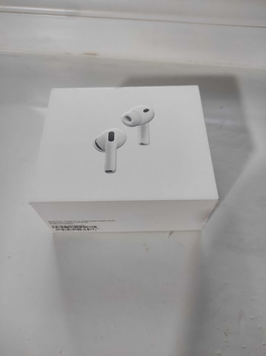 Airpods pro 3 sotiladi yangi 7 mart 2026 yil karobka ochilgan