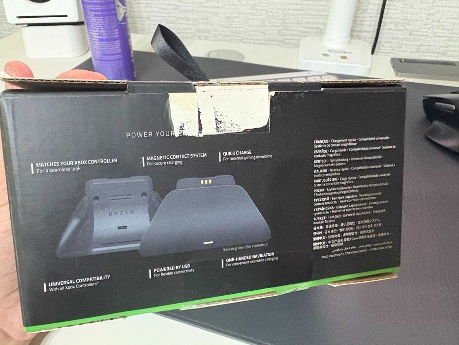 Зарядная станция Razer для геймпада Xbox