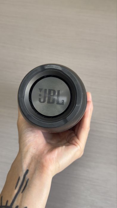 Продается колонка JBL PULSE 2