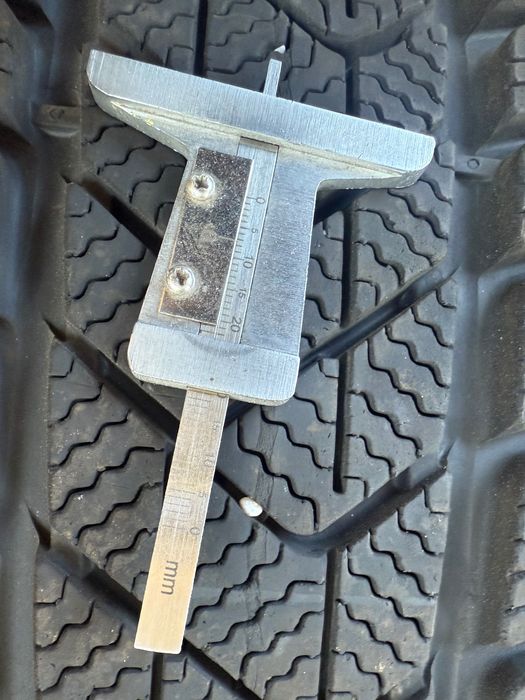 225 50 17 Pireli Sottozero3