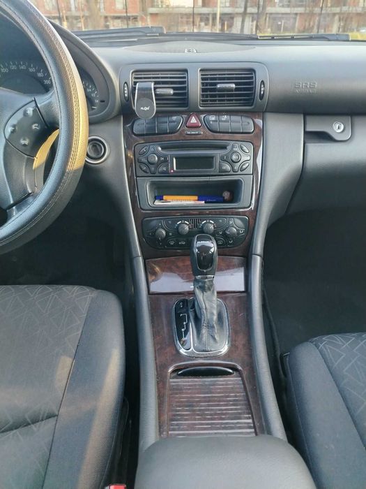 Mercedes Benz C 200 Elegance