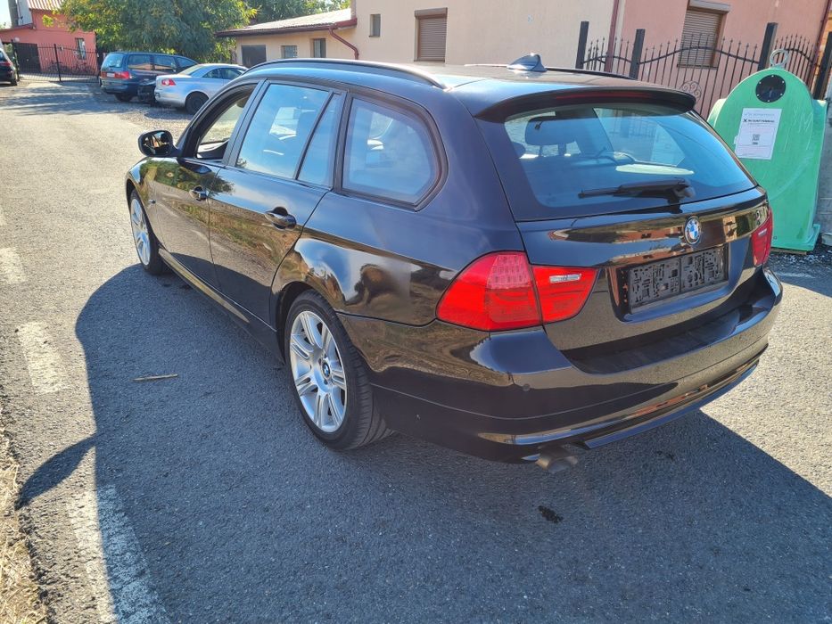 BMW 3 Series 2010 — imagine 4