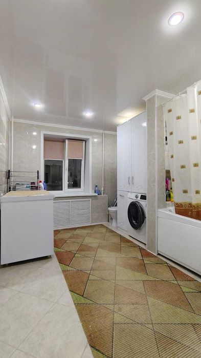 Продам 4 комнатную в Центре!