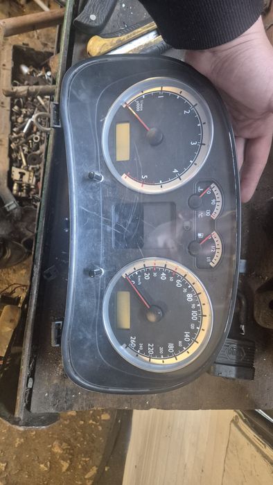 Оригинално Табло/Километраж За VW Голф 4, Бора дизел 1999- 2006г