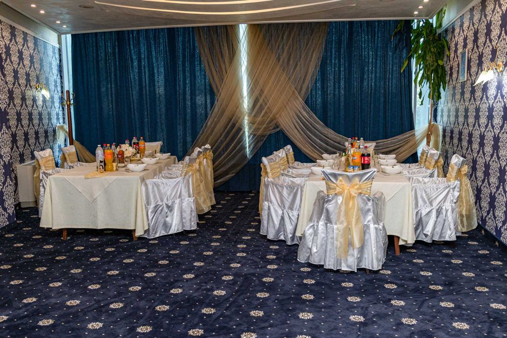 Калъфи за столове с подлакътници от бял сатен