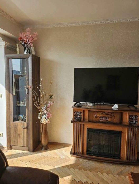 Продава се Двустаен апартамент в София, Дружба 1 - 74 кв.м за 2230 €/кв.м - Снимка #2