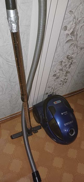 Продам пылесос VITEK